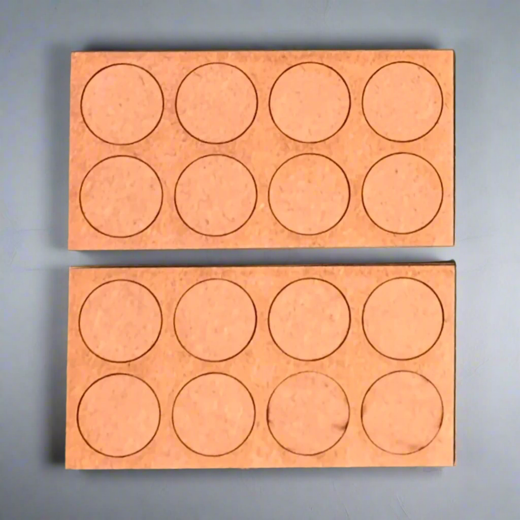 Pair of 25mm Round Trays (8 Figure) 4/4 Linear