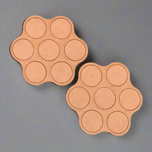 Pair of 25mm Round Trays (7 Figure) Cluster